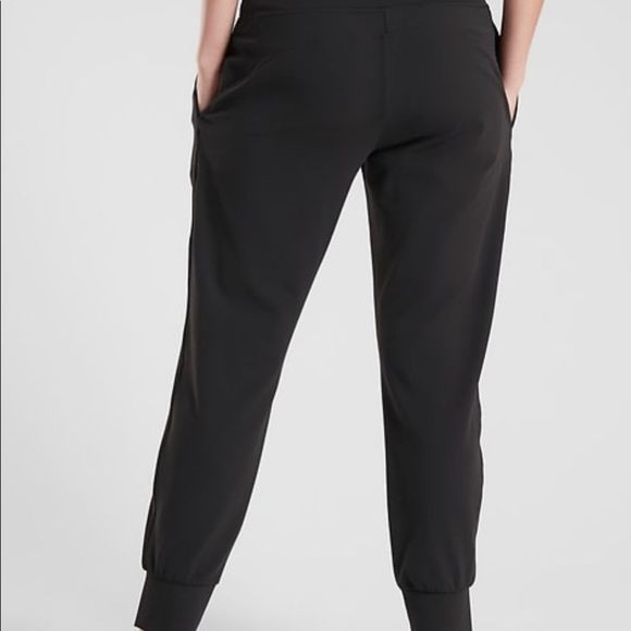 NWT Athleta Salutation Jogger. Medium Black - Picture 5 of 7